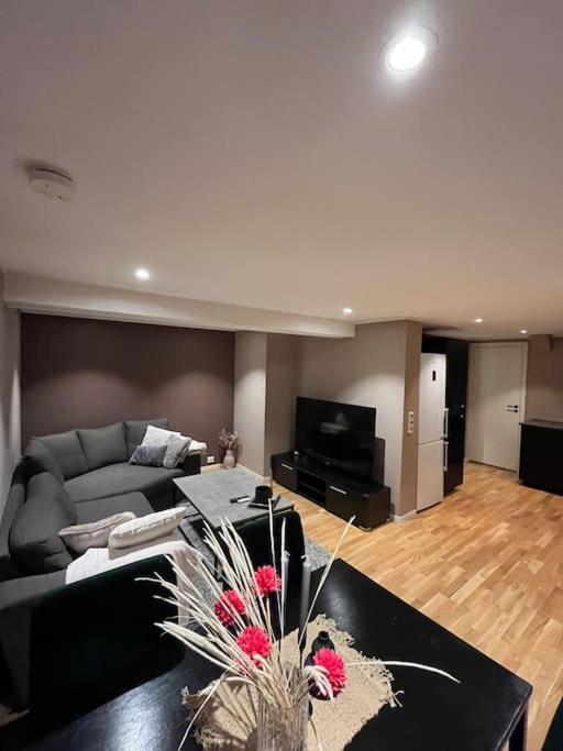 Kraemer Apartment *